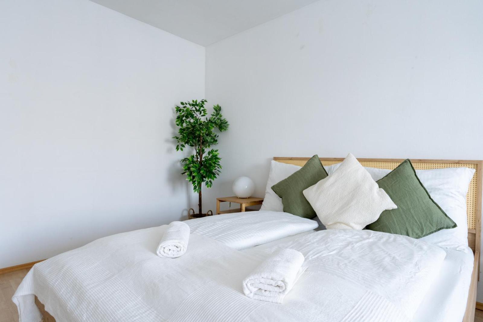 Two Bedrooms - 85 Squaremeters - 4 Min To U6 Dresdner Str Vienne Extérieur photo